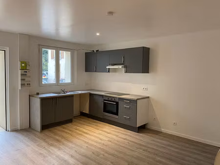 maison de ville meublée saulx les chartreux 3 pièce(s) 55.42 m2