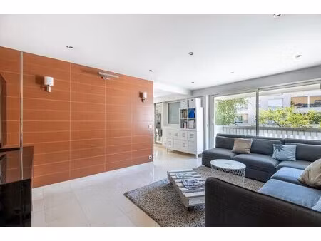 appartement de 5 pièces de 102 m² à pantin
