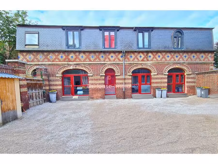 charmant duplex à deux pas du champ de foire et du centre ville de elbeuf
