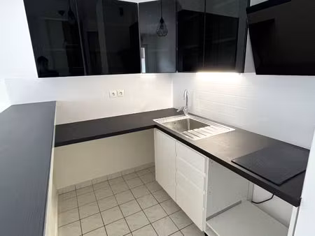 appartement 2 pièces de 33m² avec parking - rouen droite - résidence saint louis - secteur