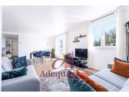 colombes gare - appartement 3 pièces avec ascenseur et parking