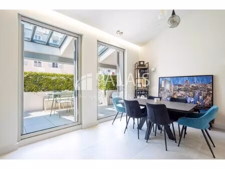 5 peces en dernier etage terrasse wilson -dubouchage