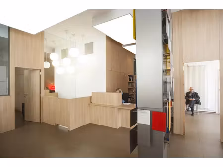 location commerce 201 m² à lyon 6 (69006)