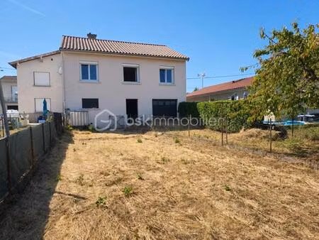 maison avec jardin  sous-sol complet et fort potentiel à boën-sur-lignon