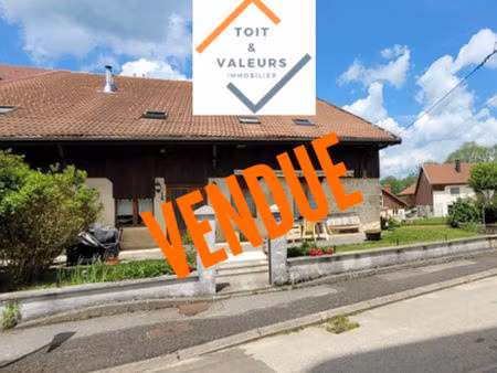 maison 8 pièces 251 m2
