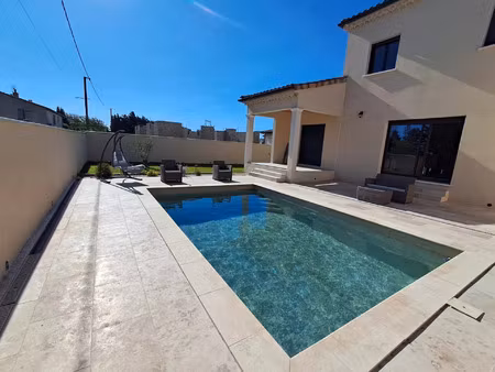 vente maison 8 pièces 135 m² lapalud (84840)