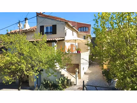 maison de village avec terrasse et cave – saint-antonin-du-var