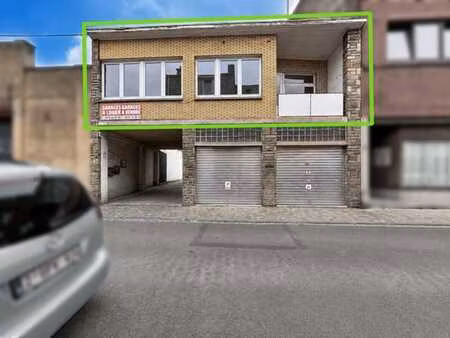 agréable appartement 2 chambres avec terrasse