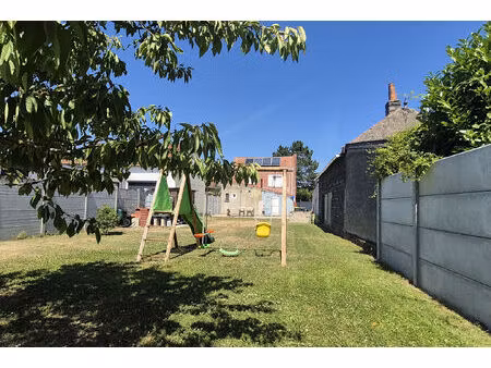 maison individuelle avec grand jardin