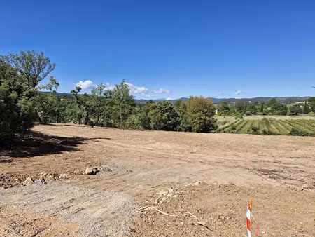 vente terrain 1523 m² à carces (83570)  165 000 €