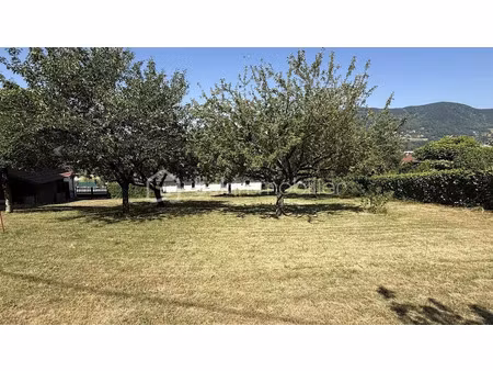 vente terrain 869 m² à voiron (38500)  155 000 €