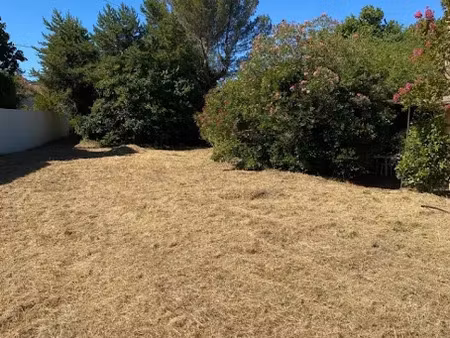 vente terrain 300 m² à gardanne (13120)  150 000 €