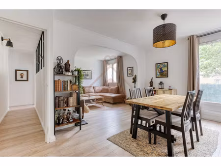 appartement 4/5 pièces proche ligne 14
