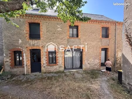 propriété 4 pièces 104 m²