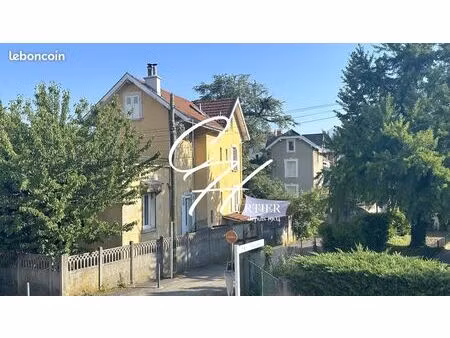 maison 7 pièces 168 m²