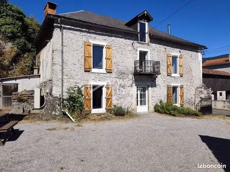 maison 8 pièces 138 m²