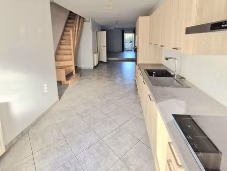maison 5 pièces 94 m²