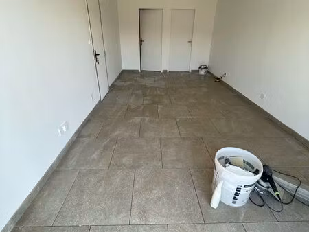 local commercial