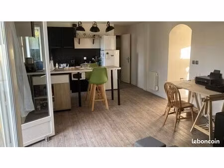 maison 3 pièces de 65 m² avec jardin et parking