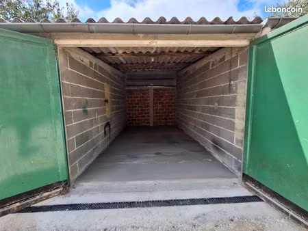 garage/box brou sur chantereine