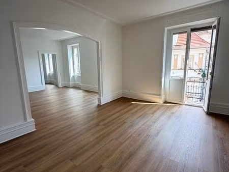 colmar - magnifique t3/4 105m2 rénové