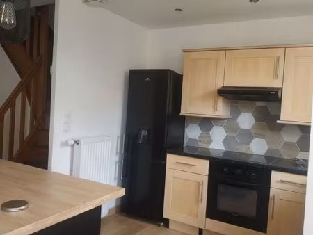 appartement duplex ( 3 chambres) avec jardin et parking proche de lille