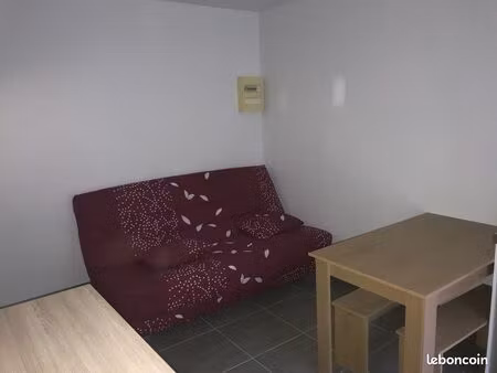 studio meublé
