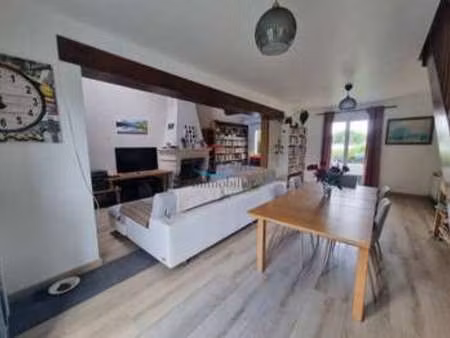 vente maison à saint-étienne-de-montluc (44360) : à vendre / 171m² saint-étienne-de-montlu
