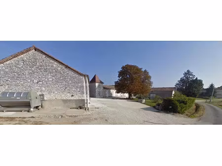 vente locaux professionnels 6 pièces 127 m² à saint-perdoux (24560)  787 500 €