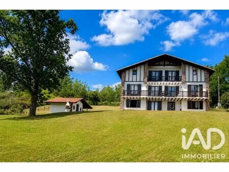 vente maison traditionnelle 11 pièces