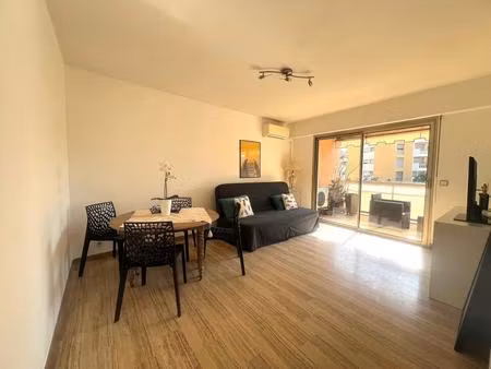 appartement 2p avec terrasse cannes