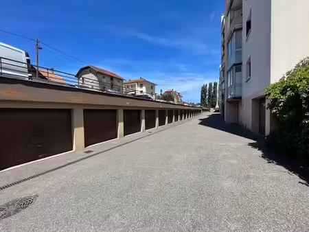vente parking 15 m² à annecy (74000)  45 000 €
