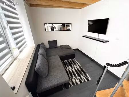 studio 1 pièce 25 m²