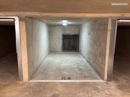place (pas un box)