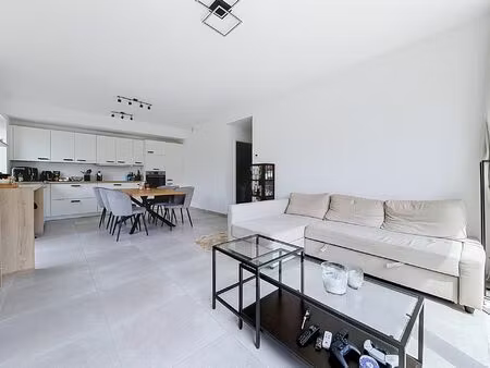 appartement à louer à square philippe gilbert 19/11 aywaille (vbe45402)