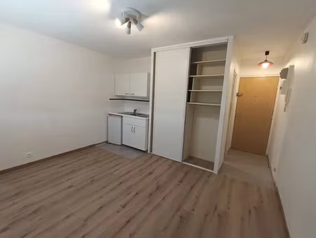 location appartement 1 pièce 20 m² à la riche (37520)  395 €