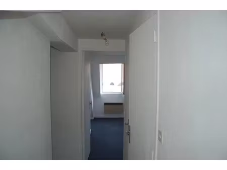 location appartement 1 pièce 22 m² à compiegne (60200)  410 €