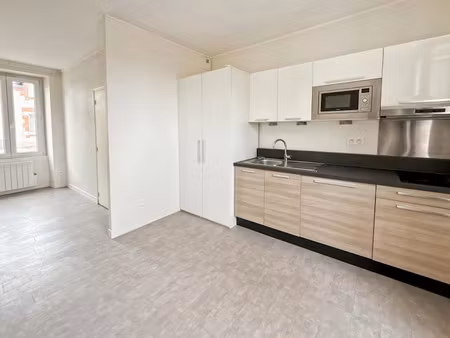 location appartement 1 pièce 22.51 m² à saint-jean-le-blanc (45650)  334 €
