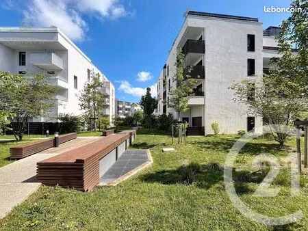 appartement 5 pièces 83 m²