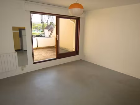 location appartement 1 pièce 23.88 m² à evreux (27000)  508 €