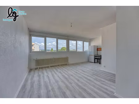 location appartement 1 pièce 29.5 m² à metz (57000)  445 €