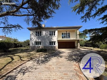 villa 5 pièces 125 m²