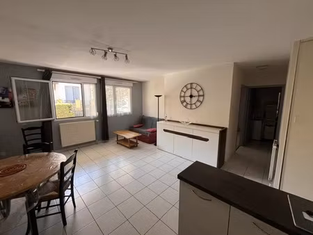location meublée appartement 2 pièces 47 m² à fontaine (38600)  605 €