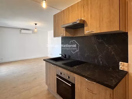 location appartement 1 pièce 33 m² à saint-martin-de-crau (13310)  610 €