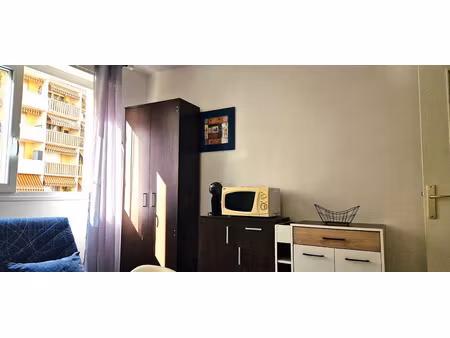 location meublée appartement 1 pièce 18 m² à nice (06000)  625 €