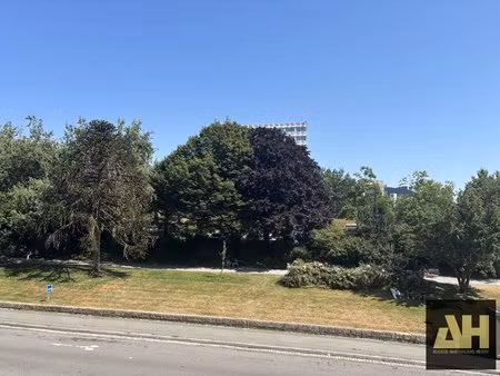 brest - hyper centre - superbe appartement t5 avec balcon - ascenseur