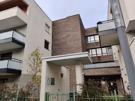 t4 en duplex avec balcon et parking - quartier des docks76 - rouen