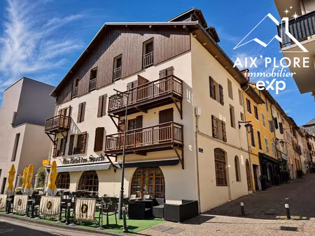 t2 de 40 m² avec balcon – 2e étage – saint-jean-de-maurien