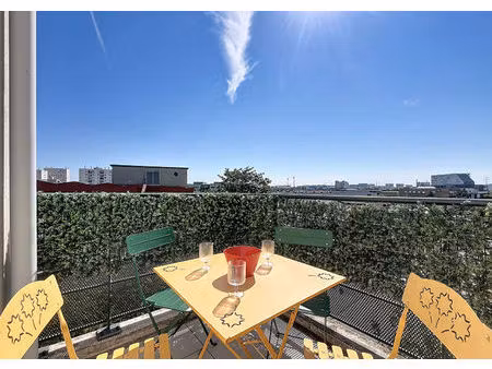allees venissianes - t3 meublé de 57 98m² avec stationnement et terrasse - venissieux