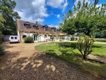 propriété 17432m² avec 5 chambres  pré et box pour animaux